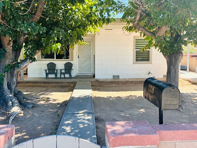 property at 1316 Buena Vista Dr SE