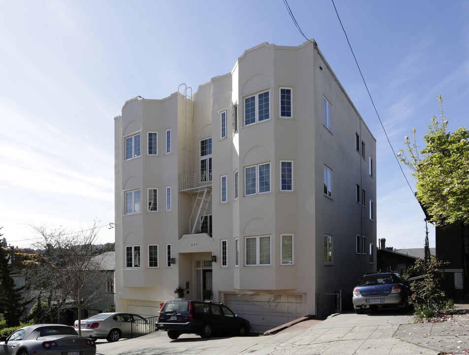 525 Glenview Ave in Oakland, CA - Building Photo