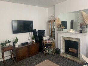 673 Washington St in Brookline, MA - Building Photo - Building Photo