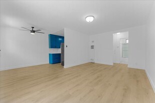 6114 Cahuenga Blvd in Los Angeles, CA - Building Photo