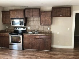 603 General St in Tullahoma, TN - Building Photo