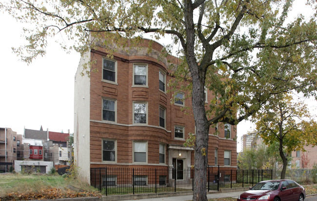 4023 S Calumet Ave in Chicago, IL - Foto de edificio - Building Photo