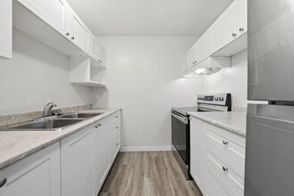 Westwood Apartments in Prince Albert, SK - Building Photo - Building Photo