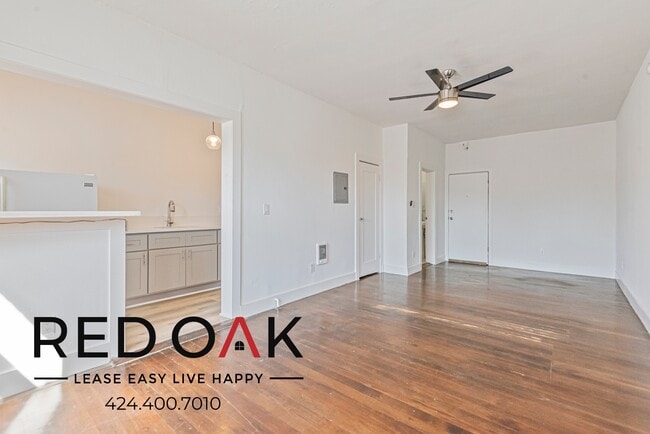 5407 Sierra Vista Ave in Los Angeles, CA - Building Photo - Building Photo