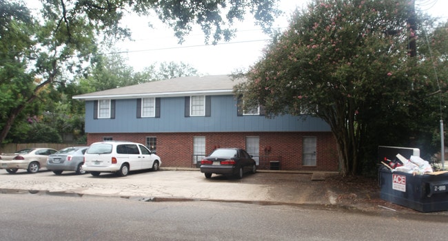 242 Edison St in Baton Rouge, LA - Building Photo - Building Photo