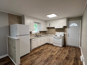 111 S Buckhorn Rd in Greenville, SC - Building Photo - Building Photo