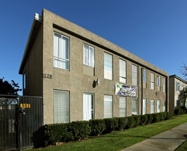 129 W Wilson Ave in Orange, CA - Building Photo - Building Photo