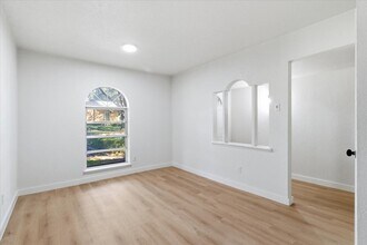 4333 Thicket Dr in Garland, TX - Building Photo - Building Photo