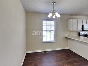 2825 Islington Dr in Murfreesboro, TN - Foto de edificio - Building Photo