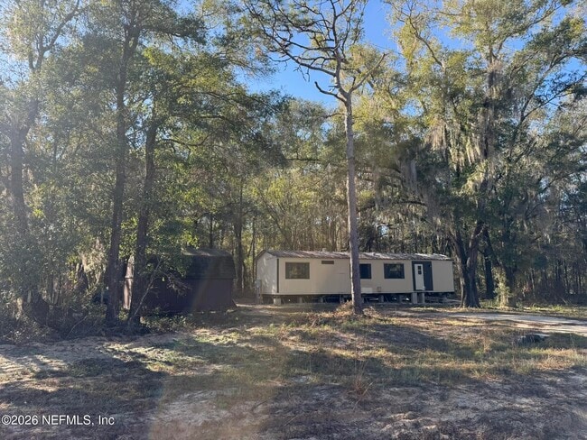 property at 1001 Diane St