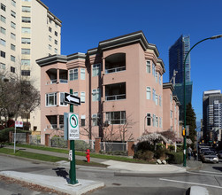 Kristoff's Place in Vancouver, BC - Building Photo - Building Photo