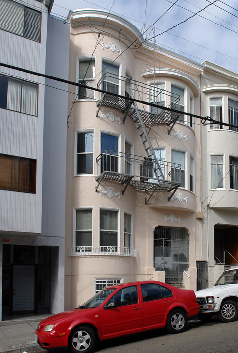 1531 Larkin St in San Francisco, CA - Building Photo