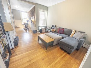 148 Berkshire St in Cambridge, MA - Building Photo - Building Photo