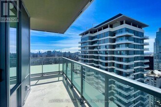 50 Dunfield Ave in Toronto, ON - Building Photo - Building Photo