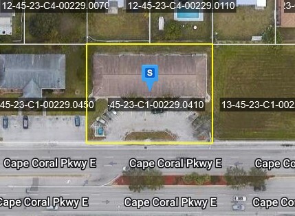 319 Cape Coral Pky E in Cape Coral, FL - Building Photo