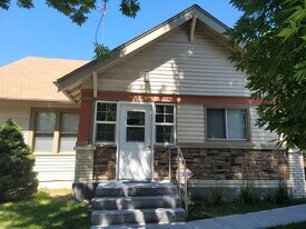 1549 Idaho Ave in Idaho Falls, ID - Building Photo