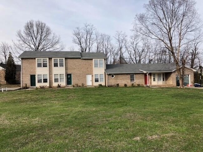 property at 698 Needmore Rd