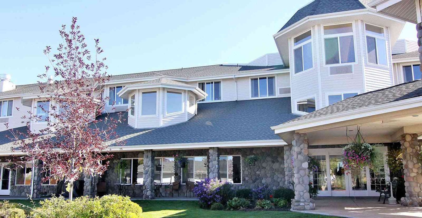 Stone Lodge in Bend, OR - Foto de edificio