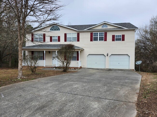 property at 62 Springwater Dr