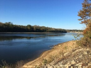 1 Wolf Island Rd in Savannah, TN - Building Photo - Building Photo