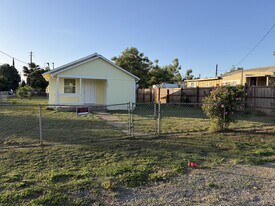 1154 Grand Ave in Olivehurst, CA - Building Photo