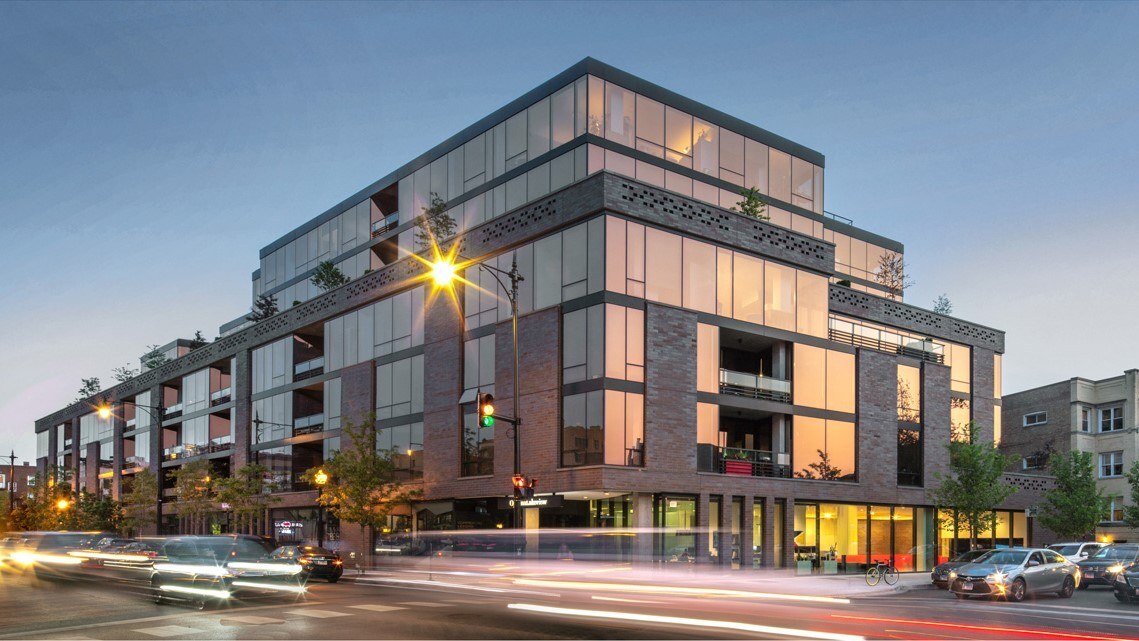 Optima Lakeview in Chicago, IL - Building Photo