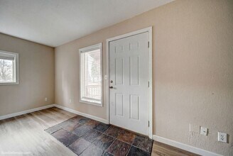 104 N Colville Rd in Deer Park, WA - Building Photo - Building Photo