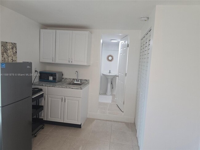 122xx NW 20th Ct in Miami, FL - Building Photo - Building Photo
