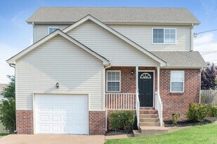 4099 Mountain Top Trail in La Vergne, TN - Building Photo