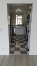 2747 Kilconway Ln in South San Francisco, CA - Foto de edificio - Building Photo