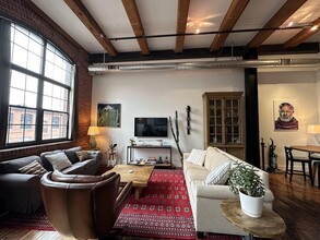1 Westinghouse Plz in Boston, MA - Building Photo - Building Photo