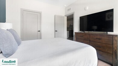 1148 N Main St, Unit 125 in Jacksonville, FL - Foto de edificio - Building Photo