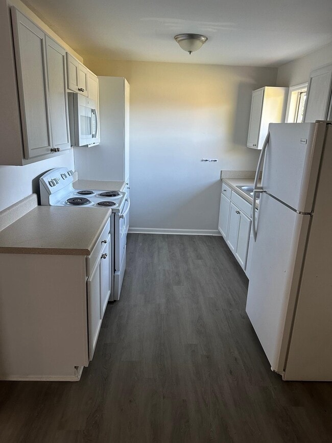 3622 S Lakewood Dr in Tallahassee, FL - Building Photo - Building Photo