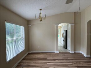 1023 Cinnamon Fern Ct in Casselberry, FL - Foto de edificio - Building Photo