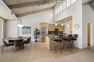 521 Desert W Dr in Rancho Mirage, CA - Building Photo - Building Photo