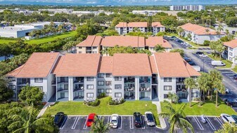 9222 W Atlantic Blvd, Unit 1336 in Coral Springs, FL - Building Photo