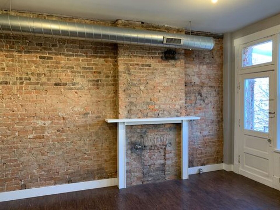 908 Madison Ave in Covington, KY - Building Photo