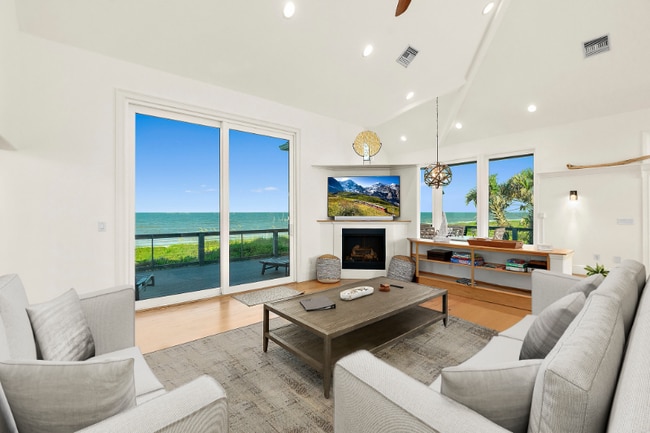 6917 N Ocean Shore Blvd in Palm Coast, FL - Building Photo - Building Photo