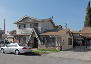 7119 Templeton St in Huntington Park, CA - Building Photo - Building Photo