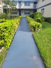 211 Brittany E in Delray Beach, FL - Building Photo - Building Photo