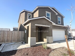 333 Halisan Ct in Merced, CA - Building Photo - Building Photo