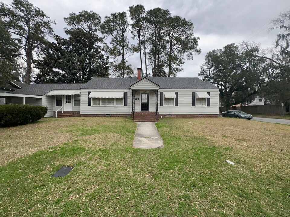 1332 E 40th St in Savannah, GA - Building Photo