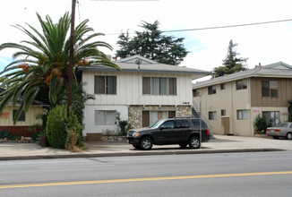 14616 Magnolia Blvd in Sherman Oaks, CA - Building Photo - Building Photo