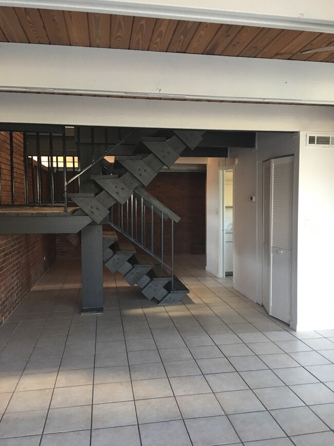 220 Belmont Rd in Tallahassee, FL - Building Photo - Building Photo