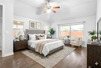 7704 Vista Mejor Dr in Austin, TX - Building Photo - Building Photo