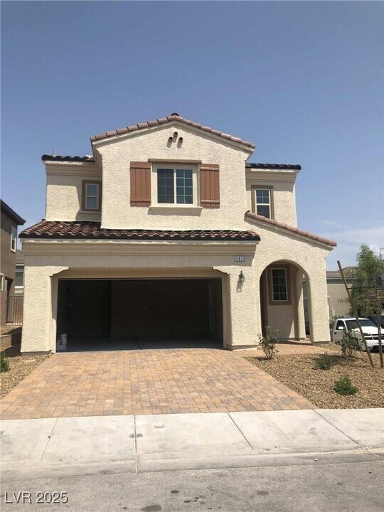 5870 Amber Mesa St in Las Vegas, NV - Building Photo
