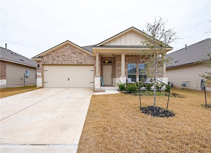 6137 Darlington Ave, Unit 5400-508 in College Station, TX - Building Photo