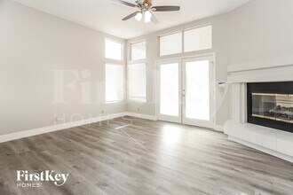 8301 Cretan Blue Ln in Las Vegas, NV - Building Photo - Building Photo
