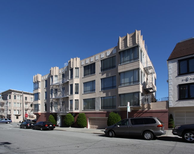 1690 Greenwich St in San Francisco, CA - Foto de edificio - Building Photo