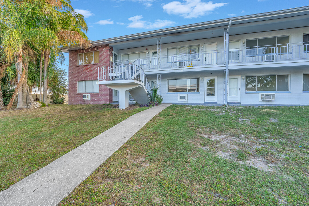 2625 FL-590 in Clearwater, FL - Building Photo